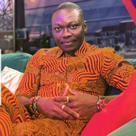 “Shatta Wale Is A God In The Music Industry” Entertainment Journalist Arnold Asamoah-Baidoo Reveals